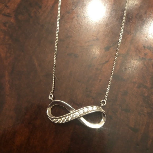Necklace - Picture 1 of 5
